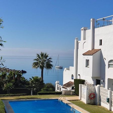 Front Sea View Penthouse Διαμέρισμα Εστεπόνα Εξωτερικό φωτογραφία