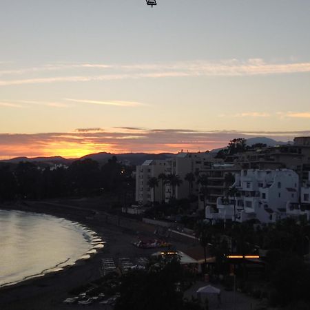 Front Sea View Penthouse Διαμέρισμα Εστεπόνα Εξωτερικό φωτογραφία