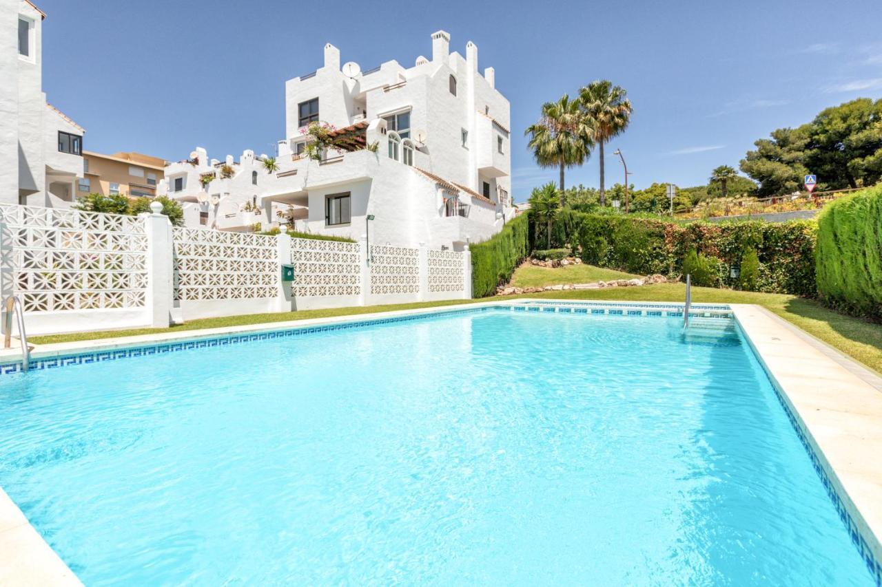 Front Sea View Penthouse Διαμέρισμα Εστεπόνα Εξωτερικό φωτογραφία