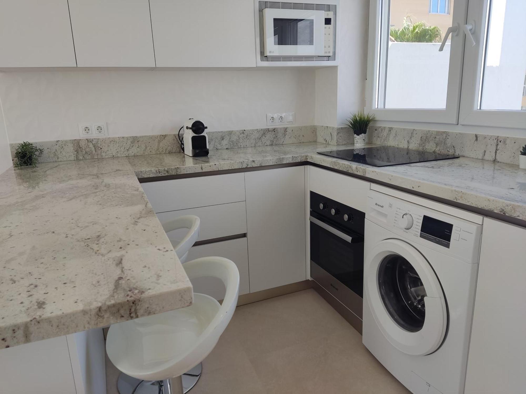 Front Sea View Penthouse Διαμέρισμα Εστεπόνα Εξωτερικό φωτογραφία